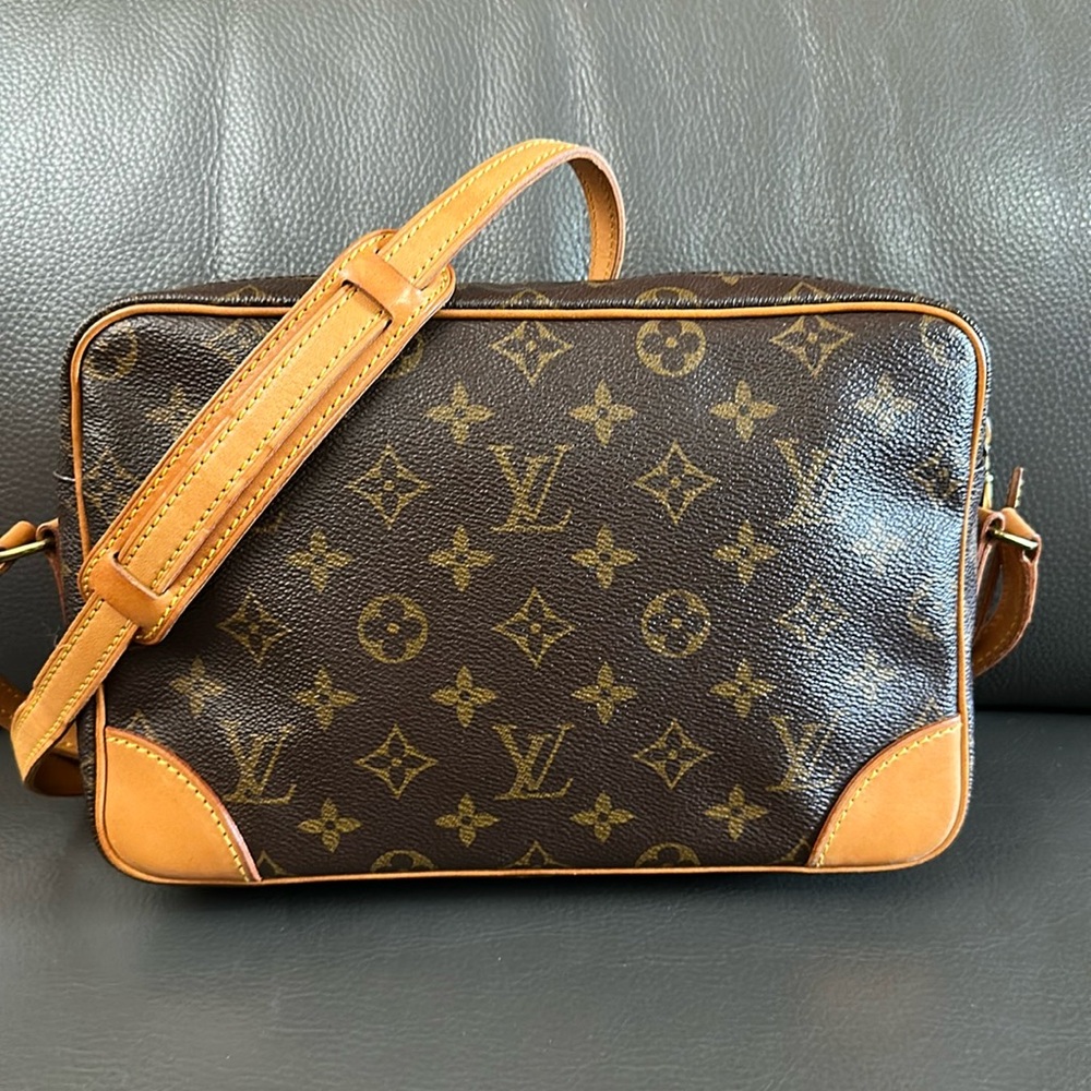 Preloved Authentic LV Trocadero Medium